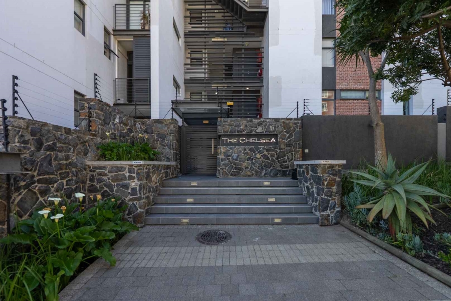 2 Bedroom Property for Sale in Green Point Western Cape